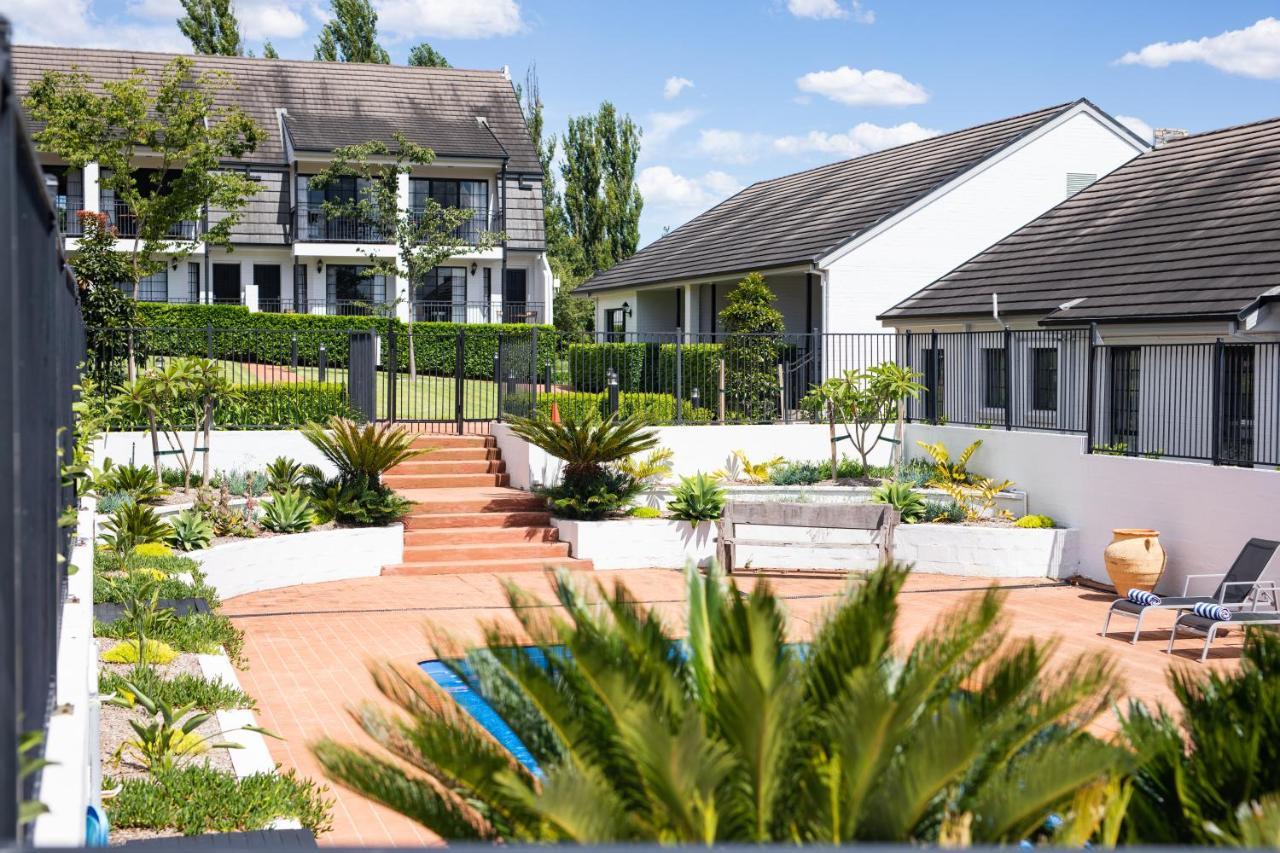 Camden Valley Inn Екстер'єр фото