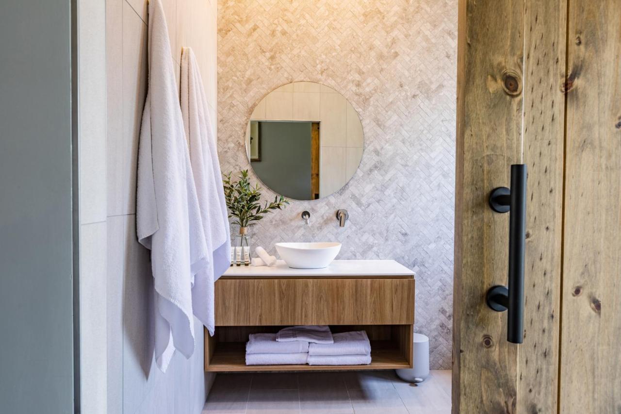 Camden Valley Inn Екстер'єр фото
