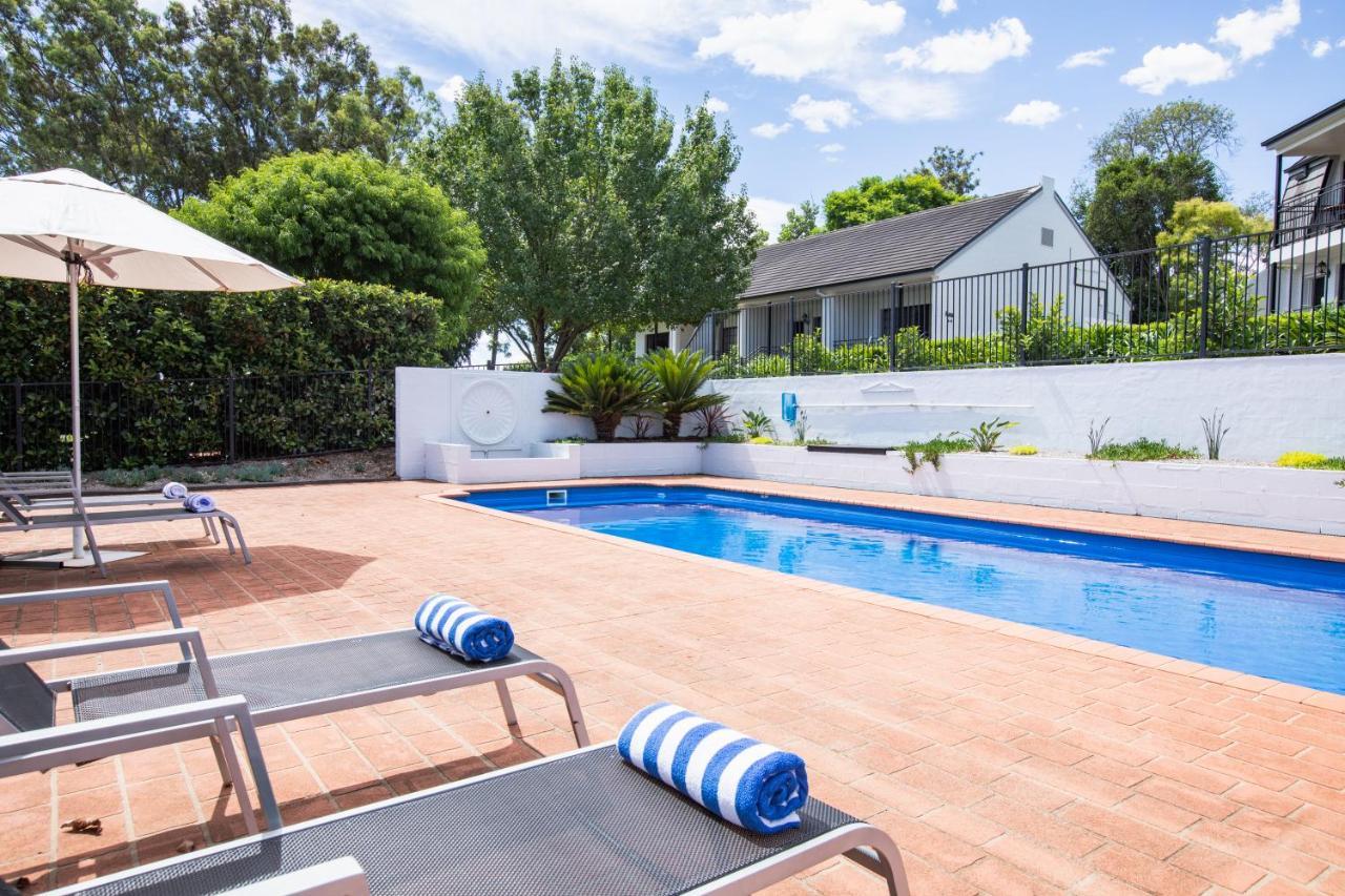 Camden Valley Inn Екстер'єр фото