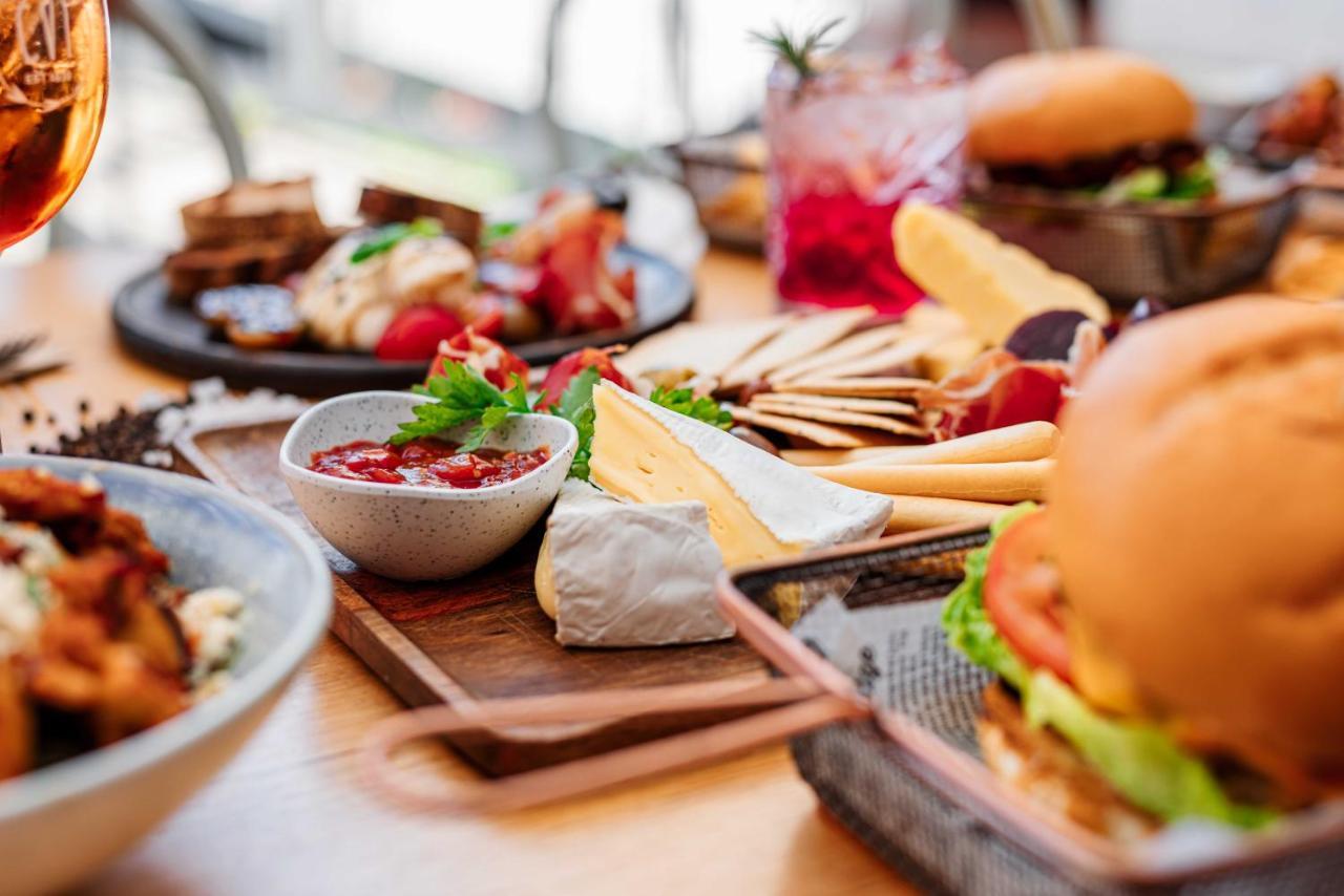 Camden Valley Inn Екстер'єр фото