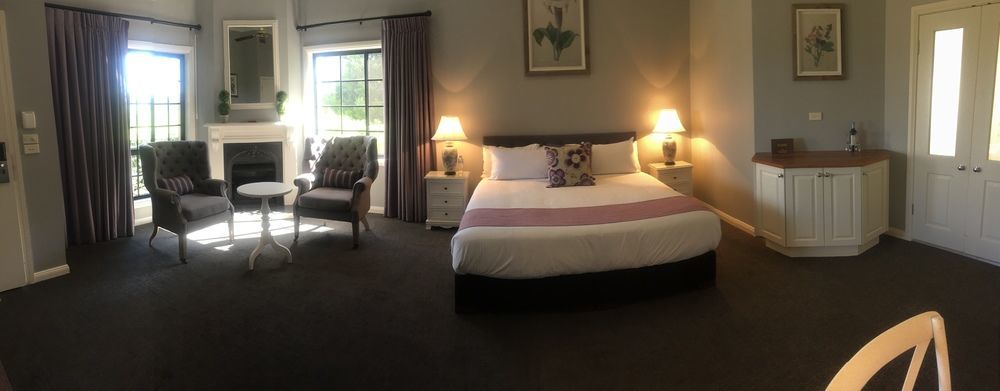 Camden Valley Inn Екстер'єр фото